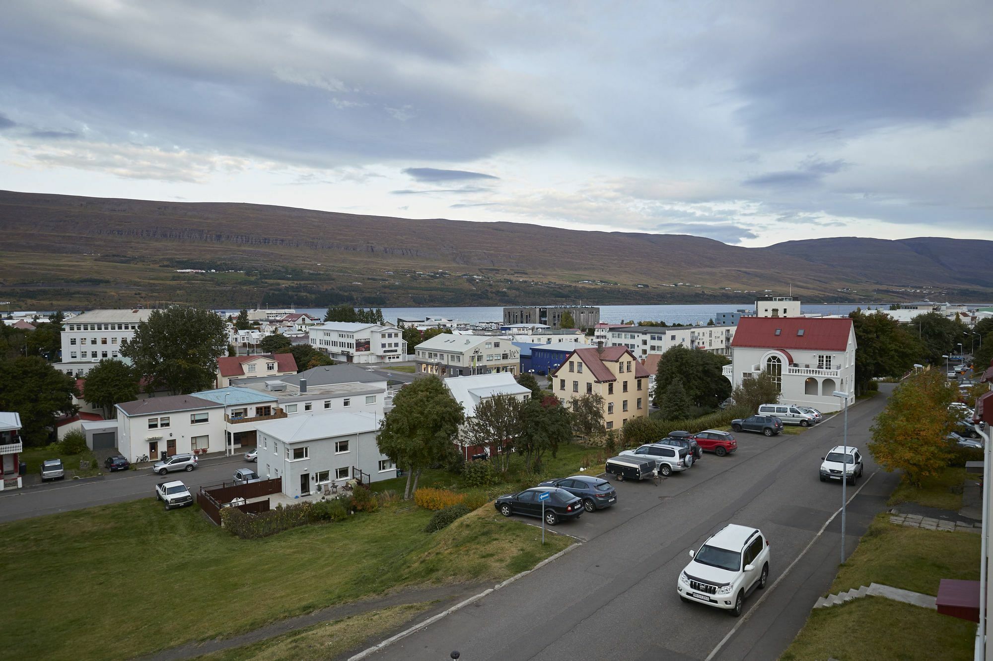 Guesthouse Akurinn Akureyri Exterior photo